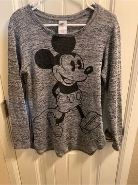 Mickey Mouse XL sweater top Disney gray juniors size X Lg lightweight shirt